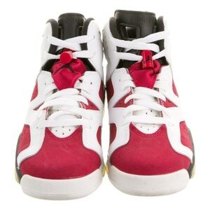 Jordan
Boys' 6 Retro BG 'Carmine' Sneakers
Size: 4.5